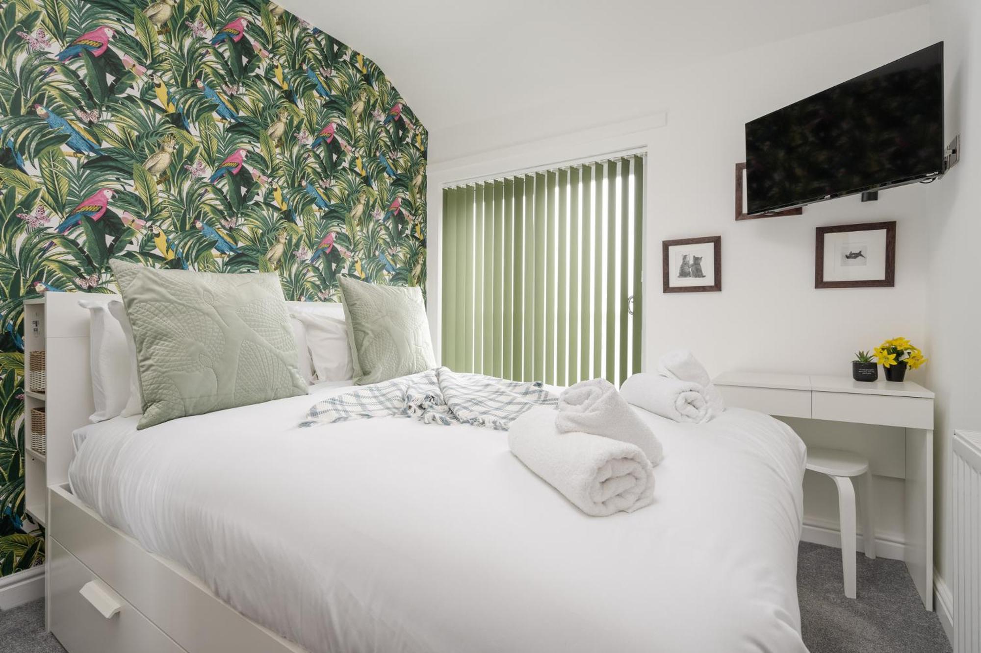 Buxton Apartment - 1 Bed, Free Parking, Wi-Fi Hazel Grove ภายนอก รูปภาพ